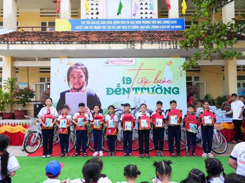 Hỗ trợ qua Email của 8kbet